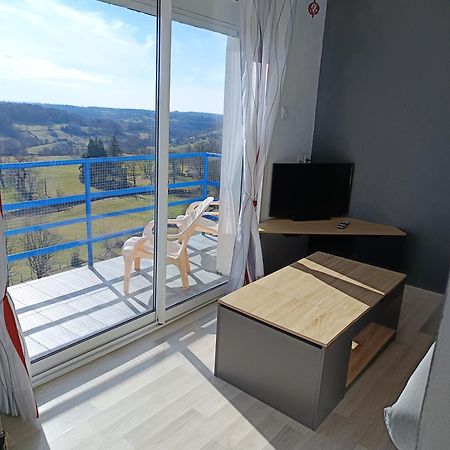 Bellevue Apartamento La Tour-dʼAuvergne Exterior foto