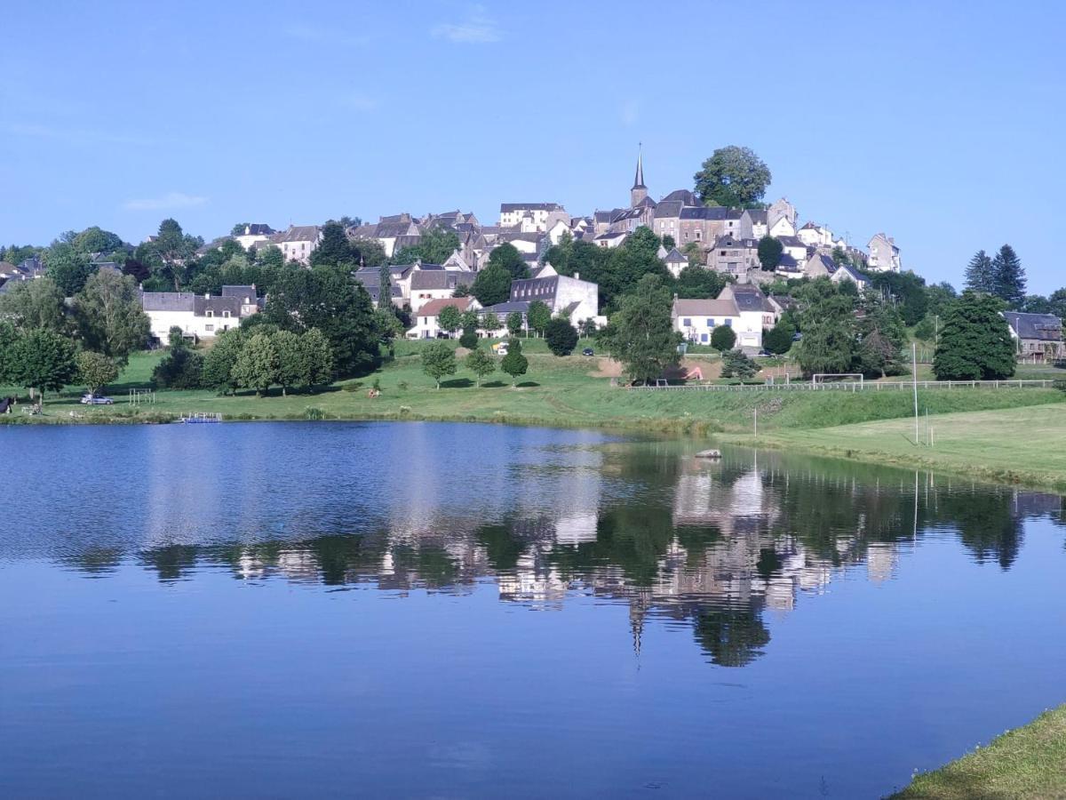 Bellevue Apartamento La Tour-dʼAuvergne Exterior foto